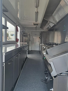 Haagis-köök ratastel - Food truck (9 foto / 10)