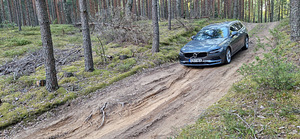 Volvo V90 Intelli Safe PRO AWD D4 2018 MY 2.0 140kW (3 foto / 15)