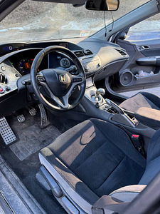Honda Civic 2007 aasta 2.2 diisel (4 foto / 10)