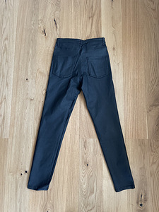 Teksad Calzedonia (2 foto / 3)