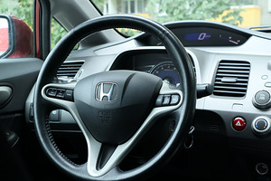 Honda civic 2011 1.8 103kw (6 foto / 14)