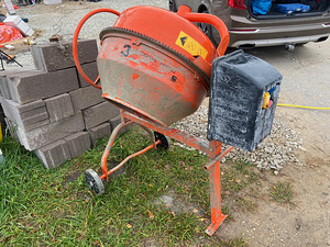 Segumasin Limex 165L (2 foto / 2)