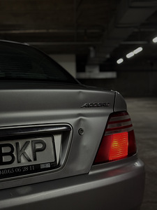 Honda Accord 2002 100kw (3 foto / 9)