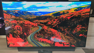 LG CX OLED 48" OLED48CX3LB (3 foto / 4)