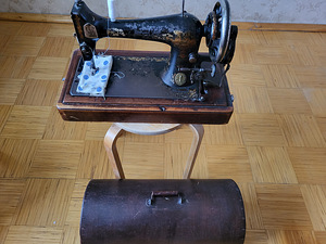 Продаю швейную машинку Singer 1902г (1 фото из 3)