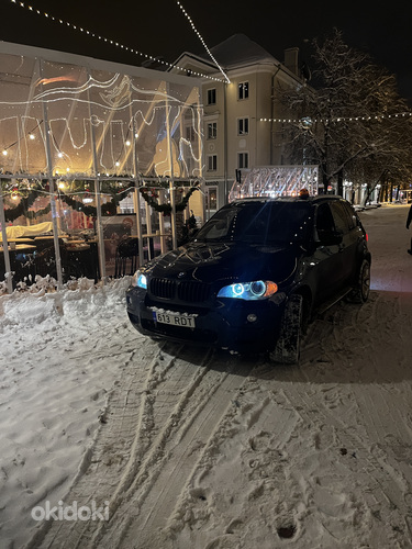 BMW X5 E70 (фото #2)
