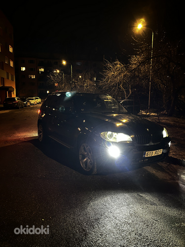 BMW X5 E70 (фото #7)