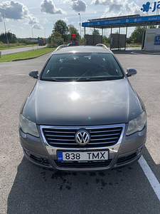 VW Passat. 2.0 D. 103kw. Автомат. 2005/12 (5 фото из 15)