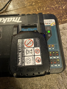 2 Makita akut. 6Ah ja 1,3Ah. (9 foto / 10)