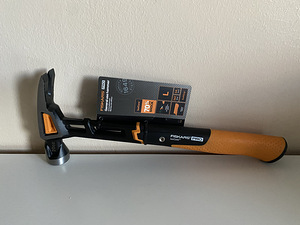 Fiskars Pro L haamer (1 foto / 2)