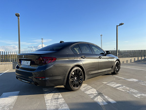 BMW 520 G30 2.0 140kW (2 foto / 8)