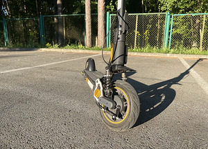Ninebot Max G30 + Sharkset vedrustus (1 foto / 2)