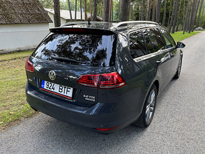 Volkswagen Golf Highline 2.0 110kW (3 foto / 11)