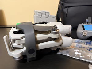 DJI Mini 4 Pro Fly More Combo (4 фото из 4)