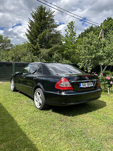 Mercedes Benz E220 (3 foto / 9)