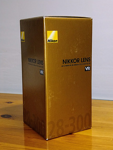 AF-S NIKKOR 28-300mm f/3.5-5.6G ED VR (2 foto / 4)