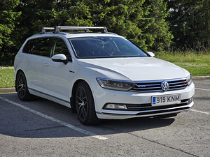 Volkswagen Passat (1 foto / 6)