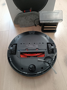 Xiaomi Mi Robot Vacuum-Mop P (3 foto / 3)