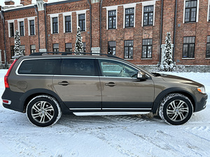 Volvo XC70 120kW 2012 (5 foto / 14)