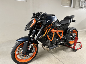 KTM 1290 Super Duke R 3. Gen 132 kW (4 foto / 7)