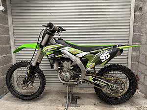 Kawasaki KX450F 2017 (1 foto / 6)