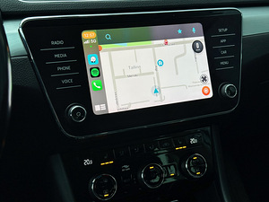 Skoda Superb Ambition Plus 1.5 TSI 110kW (13 foto / 15)