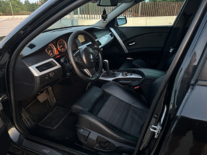 BMW 530 3.0D 160KW (6 foto / 9)
