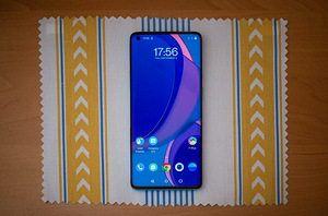 OnePlus 8 Pro (12GB/256GB) 5G (2 foto / 4)