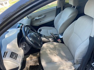 Toyota auris 2.0 93kw. dizel (5 foto / 7)