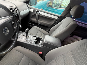 VOLKSWAGEN TOUAREG 2.5 128kw DIESEL VARUOSADEKS (4 foto / 4)