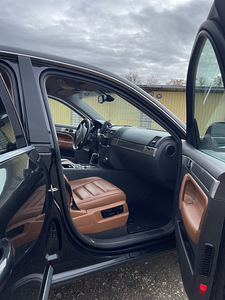 Vw Touareg 2006 v10 (11 foto / 15)