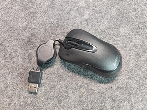 Компактная мышь для ноутбука A4Tech (1 фото из 1)