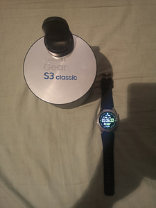 Samsung Gear s3 (1 foto / 1)