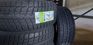 255/55/18 Greenmax Wintermax i-15 SUV 105T (1 foto / 1)