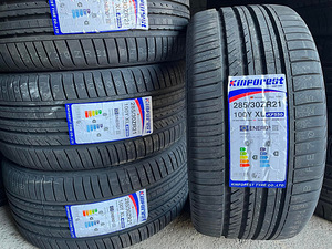 285/30/R21 XL Kinforest KF550-UHP suverehvid (1 foto / 1)