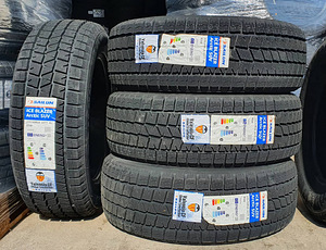 235/60/R18 Sailun Artic SUV 107T XL (1 foto / 1)