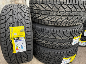 255/45/R20 Kormoran Snow 105V (By Michelin) (1 foto / 1)