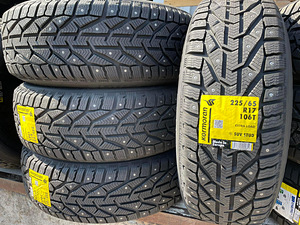 225/65/17 Kormoran Stud SUV 106T (By Michelin) (1 foto / 1)