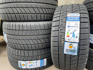 275/40/R20 Sailun Ice Blazer Arctic EVO 106V XL (1 foto / 1)