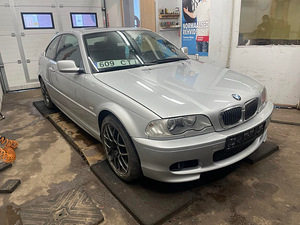 BMW 320 Turbo 2.2 125kW (1 foto / 9)