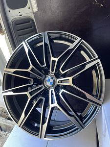 19 дюймов BMW replica диски 8 ET25 + 9 ET38 5x112 66.6 (1 фото из 1)