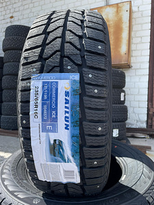 235/65/16c Sailun Commercio Ice FS 121-119r naastrehvid (1 foto / 1)