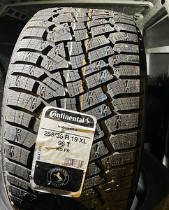 255/35/19 Continental IceContact2 96t xl шины (1 фото из 1)