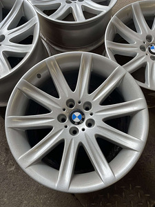 BMW originaal veljed Borbet R19 5x120 9ET26 + 10ET26 72.6mm (2 foto / 5)