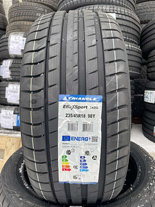 235/45/18 Triangle Effexsport th202 98y (1 foto / 1)