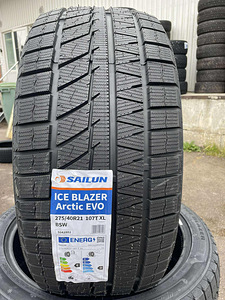 275/40/21 sailun ice blazer arctic evo 107t xl (1 foto / 1)