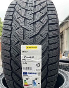 245/40/18 Kormoran Snow 97v xl (1 foto / 1)