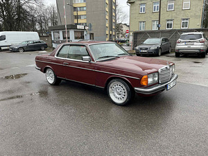 Mercedes Benz W123 kupee 280CE (2 foto / 10)