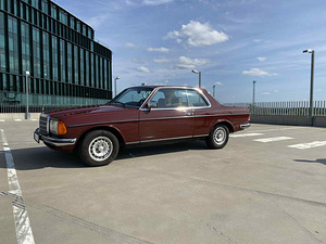 Mercedes Benz W123 kupee 280CE (7 foto / 10)
