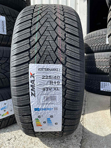 225/40/19 Zmax Winterhawke I 93v xl lamellrehvid (1 foto / 1)